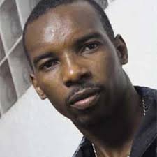 Pico na garganta feat Artur Leite — Caló Pascoal