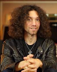 Professionally he is belonging being as a writer as well as actor and known with his best presence within table flip that came in the year 2013. Danny Sexbang Smosh Wiki Fandom