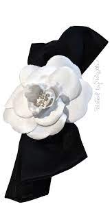 Frivolous Fabulous 1980 S Chanel Black Bow White Camellia Flower Hair Barrette Regilla In 2020 Black White Fashion Chanel Camellia Chanel Black