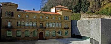 Hotel De Londres Y De Inglaterra San Sebastian Spain El Museo San Telmo Te Puede Ofrecer Preparado Vamos A Conseguir Que Te Enamores Y Vengas A Visitarnos Hoteles Londres San Sebastian Hotel De Lujo