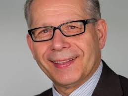 Meerbusch: Peter Davids ist Jahresbester der Fahrzeuglackierer