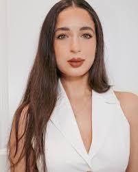 Katherine Caraballo's Instagram, Twitter & Facebook