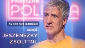 Marci Toth's Instagram, Twitter & Facebook