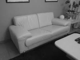 Weisses Glattledersofa Reinigen Und Pflegen Frag Mutti Leder Reinigen Ledercouch Reinigen Sofa Reinigen