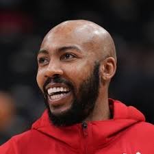 Jevon Carter News: Plays well in win