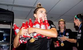 Kristie mewis left her home town three days after telling her family she was leaving chicago to go play for the houston dash. Kristie Mewis Caption Contest Ready Set Go Nwsl