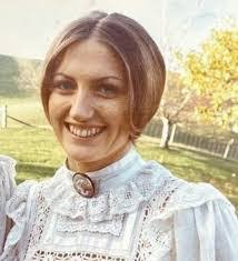 Deborah Coddington's Instagram, Twitter & Facebook