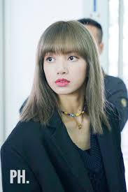 Pin By Jenifer Chaves Lopez On Lalisa Manoban Lisa Hair Hair Videos Short Hair Styles