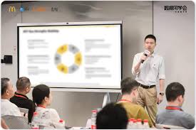 餐饮业卷生卷死的当下，麦当劳如何用AI突围- AI智能王