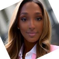 Karen Dilley's Instagram, Twitter & Facebook