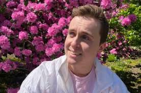 Owynn's 'Star-Crossed' will make you feel like you're in space