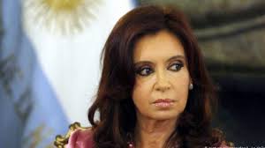 Al buscar el nombre de la vicepresidenta cristina fernández de kirchner aparecía como cargo «ladrona de la nación argentina». Cristina Fernandez Demanda A Google Por Aparecer Como Ladrona De La Nacion La Republica Ec