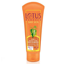 Apply sunscreen to remaining exposed areas of skin. Shield Your Skin From The Harmful Rays Of The Sun 2021 10 Best Sunscreen In India That Can Help Men Avoid Sun Damage
