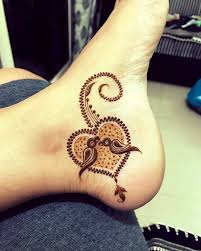 6 226 Likes 32 Comments Daily Henna Inspiration Hennainspo On Instagram How Cute By Legs Mehndi Design Mehndi Designs Mehndi Designs For Girls