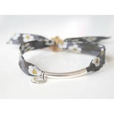 Check spelling or type a new query. Epingle Sur Liberty