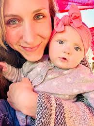 Beth Balch's Instagram, Twitter & Facebook