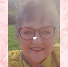 Geburtstagsgrüsse Bilder Karten is with Tanja Jesberger and 6 others.