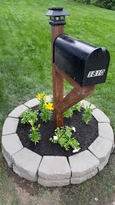 4x4 Stained Post Mailbox Solar Light Post Topper Retairetaining Wallsll Blocks Flowers Parterres Boite Aux Lettres Amenagement Paysager Idees De Jardinage
