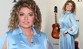 Zachary levi joins 'the unbreakable boy' movie from lionsgate & kingdom story company 17 november 2020 | deadline. Shania Twain Dazzles In Powder Blue Satin On The Red Carpet Of I Still Believe Premiere In Hollywood Daily Mail Online