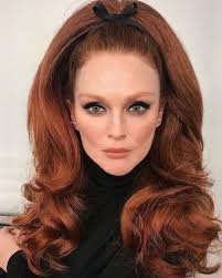 6 578 Curtidas 14 Comentarios Inbeaut Magazine Inbeautmag No Instagram Makeup Hungvanngo Md Juliannemoore Inbeautmag Hair Styles Big Hair 60s Hair