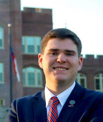 Alex Seufert's Instagram, Twitter & Facebook