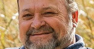 Stephen Boviall's Instagram, Twitter & Facebook