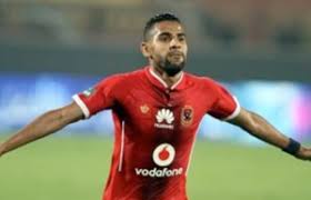 مرض مؤمن زكريا هو التصلب الجانبي الضموري في العضلات، وهو مرض نادر الحدوث لا يصاب به إلا شخص من كل مليونين، وهو مرض سريع الانتشار في جميع أنحاء الجسم. O8qmwulbltbdlm
