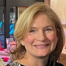 Amy Theberge's Instagram, Twitter & Facebook