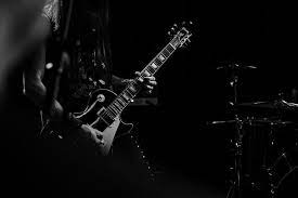 Band last child, grup musik asal indonesia telah dibentuk sejak tahun 2006 hingga sekarang. Lirik Dan Chord Kunci Gitar Last Child Pedih Tuban Bicara