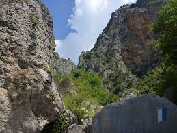 Die letzte war absolut cool, mit farbigen felsen, skurriler wasserläufen und klettern bzw. Muskelkater Inklusive Wandern Durch Die Viros Schlucht Abenteuer Unterwegs