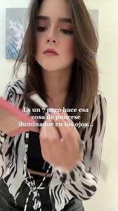 Destacando con iluminador de Fatima Vaquero