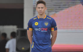 Deretan 6 jersey keren klub sepak bola eropa musim 2020 / 2021 aktivitas sepak bola eropa kini sudah mulai berjalan lagi. 5 Jersi Paling Menarik Di Liga Malaysia 2020 Sarawakcrocs Com