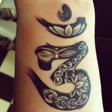 The helm of awe had another the name of the aegishjalmur (ægishjálmr). Unique Tattoo Ideas That Will Make Your Body Unique And Beautiful