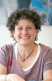 Emily Windsnap and the Siren's Secret (Emily Windsnap Series #4) by Liz  Kessler, Paperback