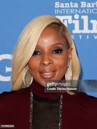 640 Mary Hobson Stock Photos, High-Res Pictures, and Images