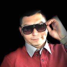 Stream Max Valencia music