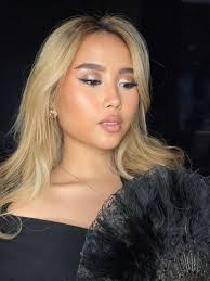 Probably our favorite theme day in MAC MOE 🤩 @maccosmetics  @mac.malloftheemirates @maceducationmiddleeast @maccosmeticsmiddleeast  @laportepooja @andrushcaz @janinekhorsley @noemi_maria_magdalena  @dahliadamen @laylaatallah @floresmelanie