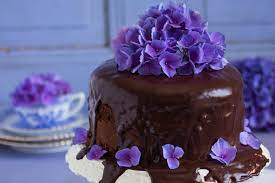 Der schokolade birnenkuchen ist auf kindergeburtstagen gern gesehen. Ingwer Torte Mit Dunkler Schokoladen Ganache Rezept