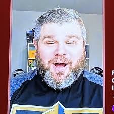 Carl Barrow's Instagram, Twitter & Facebook