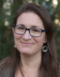 Lauren Bard's Instagram, Twitter & Facebook