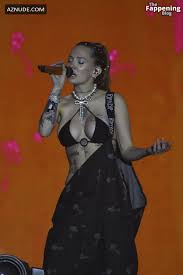 LA JOAQUI Nude - AZnude