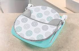 Multiple recline positions allow for comfortable positioning for your little one during bath time, and an easy to clean soft mesh sling cradles your baby for maximum support. Summer Infant Deluxe Baby Bather