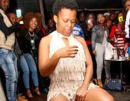 Jun 01, 2021 · south african socialite and dancer, zodwa wabantu recently met a fellow queen. It S Back To Work For Zodwa Wabantu As She Gets Her B00ty Tightened News365 Co Za
