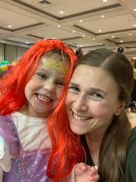 Dara Rose's Instagram, Twitter & Facebook