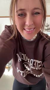 Kayla Roche's Instagram, Twitter & Facebook