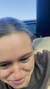 Kelly Stromberg's Instagram, Twitter & Facebook