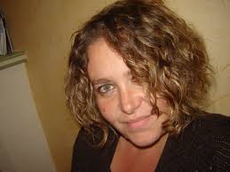 Les relations de Estelle LEBLOND