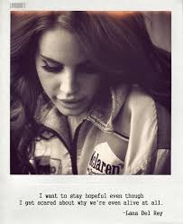 Lana na sua galeria, sem contexto. : r/lanadelrey