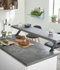Un plan de travail en béton arrêtera certes le regard ça va sans dire que cette dernière option vous épargnera pas mal d'argent, car en général un plan de travail ordinaire en stratifié. Plan Snack Stratifie Effet Beton Cire Fonce Mat L 200 X P 40 Cm Ep 38 Mm Leroy Merlin