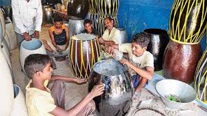 ঢাকের মহিমা : রিঙ্কি সামন্ত